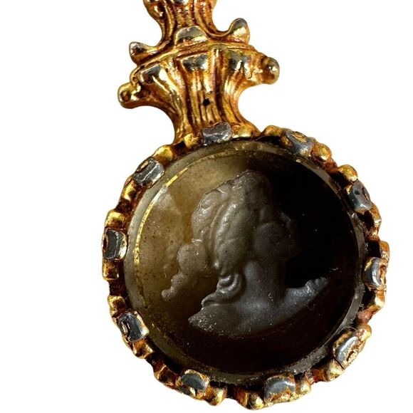 Vintage Maxine Denker Cameo Portrait Brooch Pin - Picture 3 of 7